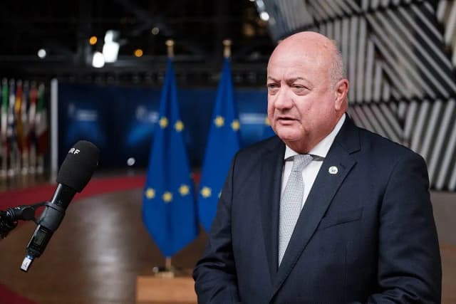 Кредит на 90 миллиардов: как Австрия финансирует войну на Украине