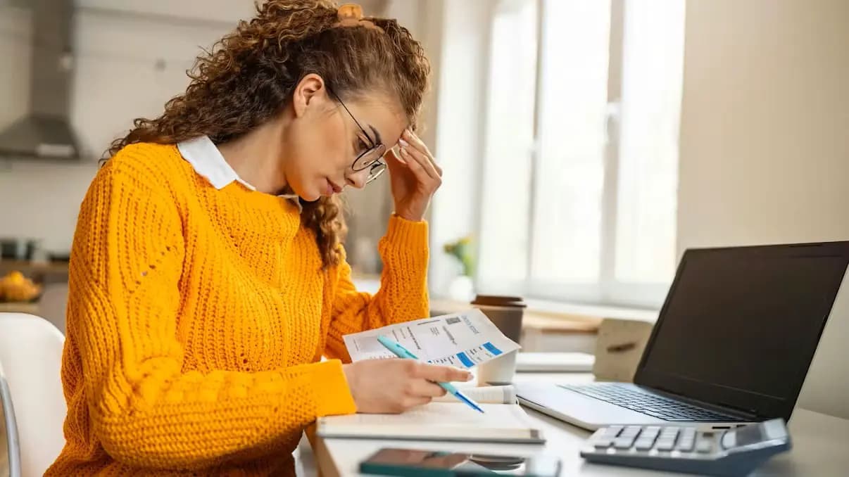 Тревожный звонок: 89% австрийцев боятся за своё финансовое будущее, а каждый третий не осилит счёт в 1000 евро