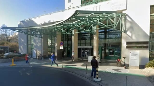 «Своя больничная касса для мигрантов»: в Австрии разгорелся скандал из-за предложения FPÖ