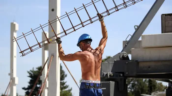 "Предательство собственной молодёжи": в Австрии разгорелся спор об открытии рынка труда для иностранцев