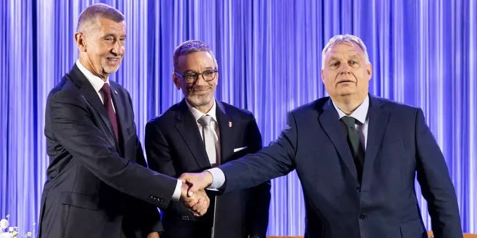 Джей Ди Вэнс и Герберт Кикль: встреча на Конференции консервативных политических действий в Будапеште